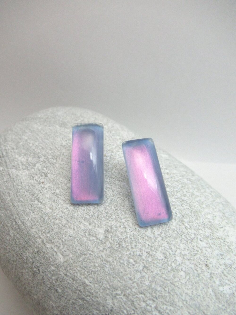 Rectangular cab earrings - Picture 3 of 8